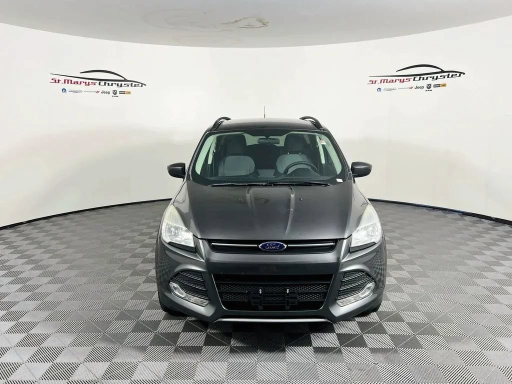 Used 2016 Ford Escape SE w/ Equipment Group 201A FWD image 3