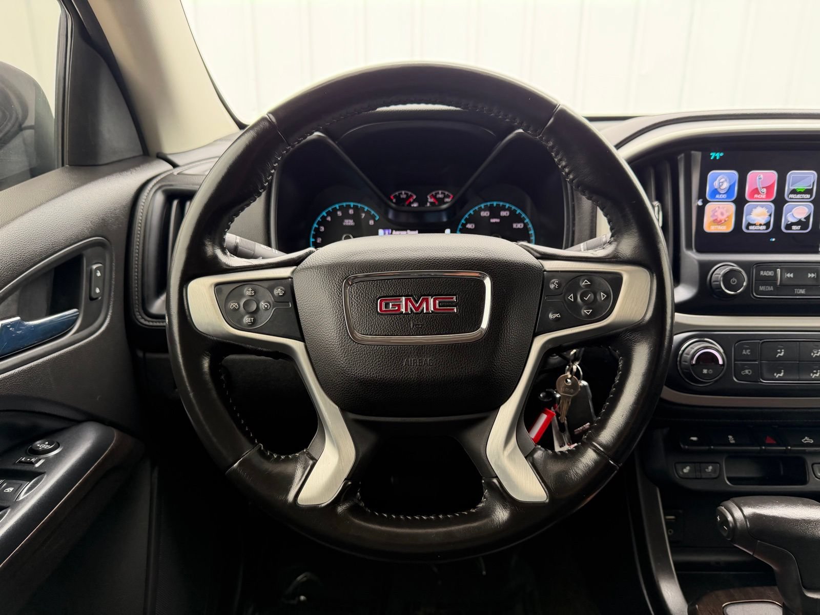 Used 2017 GMC Canyon SLT w/ Driver Alert Package RWD image 13