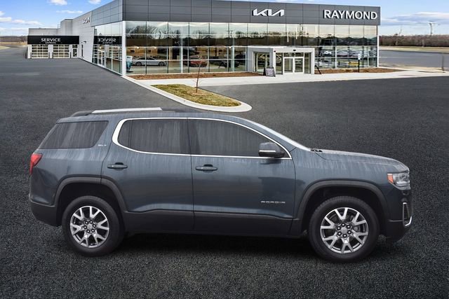 Used 2020 GMC Acadia SLT image 2