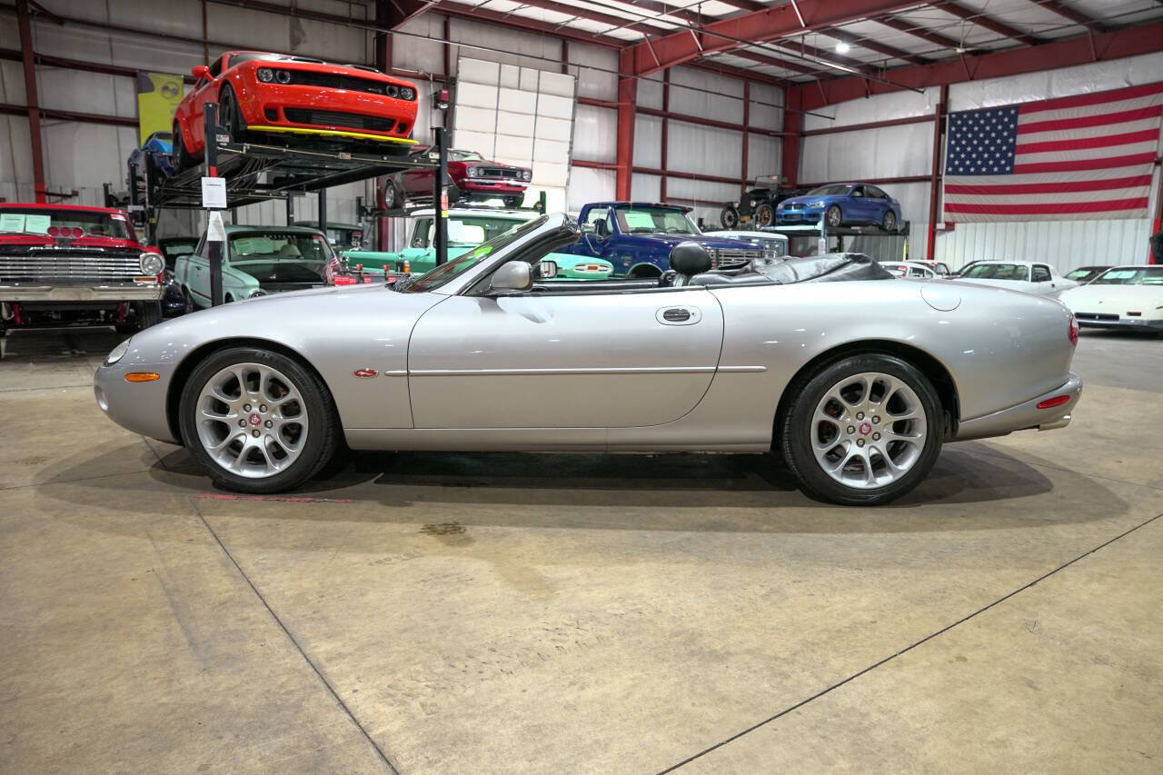 Used 2001 Jaguar XK8 Convertible RWD image 4