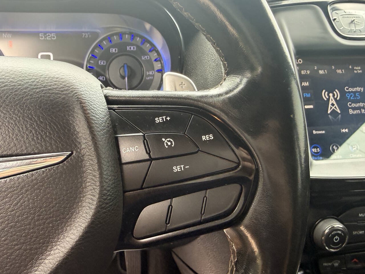 Used 2018 Chrysler 300 S AWD/4WD image 15