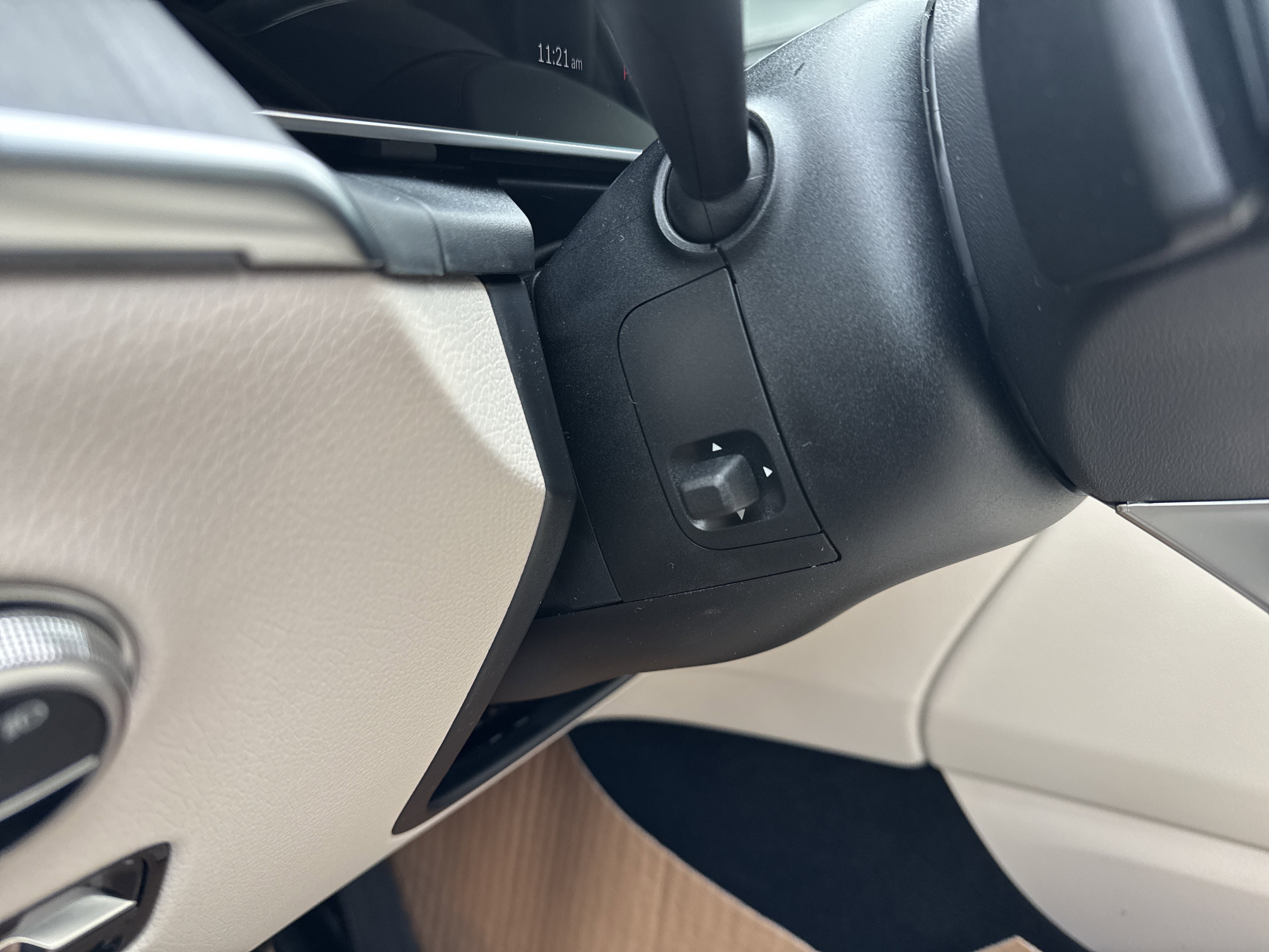 Used 2026 Mercedes-Benz GLC 300 4MATIC image 18