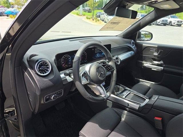 Used 2026 Mercedes-Benz GLB 250 4MATIC image 26