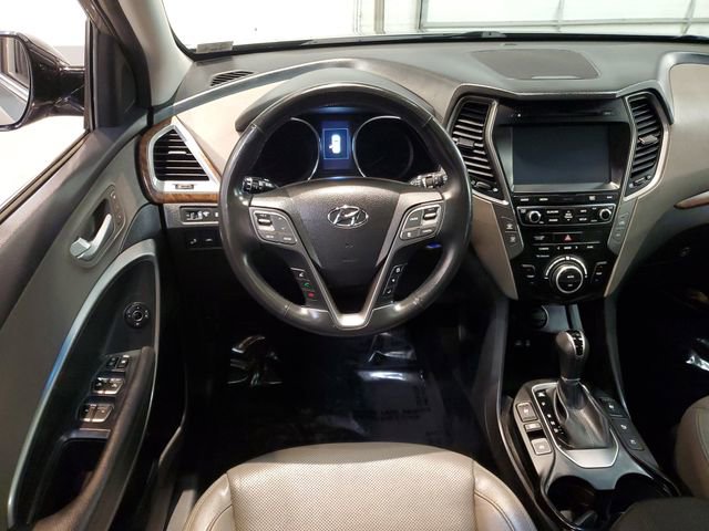 Used 2018 Hyundai Santa Fe Sport w/ 2.0T Ultimate Tech Package 05 AWD/4WD image 14