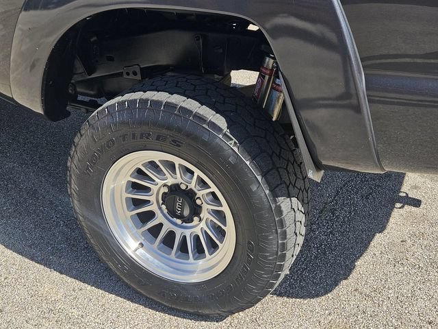Used 2015 Toyota Tacoma PreRunner w/ SR5 Package RWD image 9