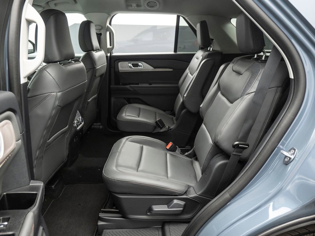 New 2025 Ford Explorer Active w/ Active Comfort Package image 50