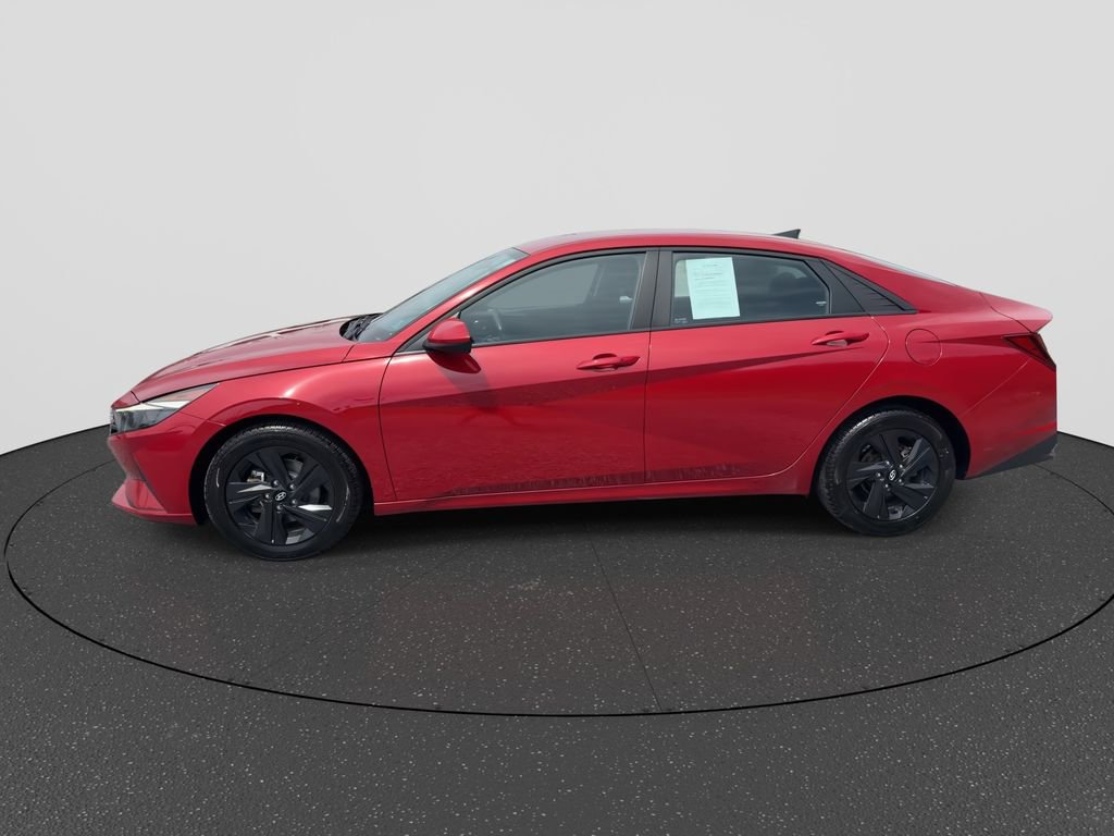 Certified 2023 Hyundai Elantra SEL FWD image 5