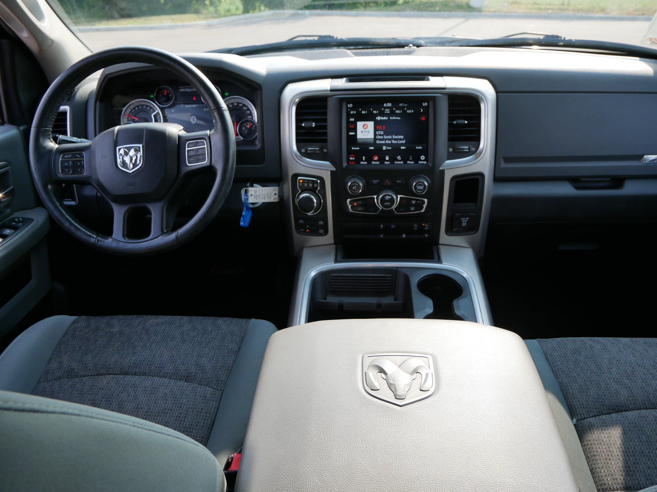 Used 2019 RAM 1500 Big Horn AWD/4WD image 10