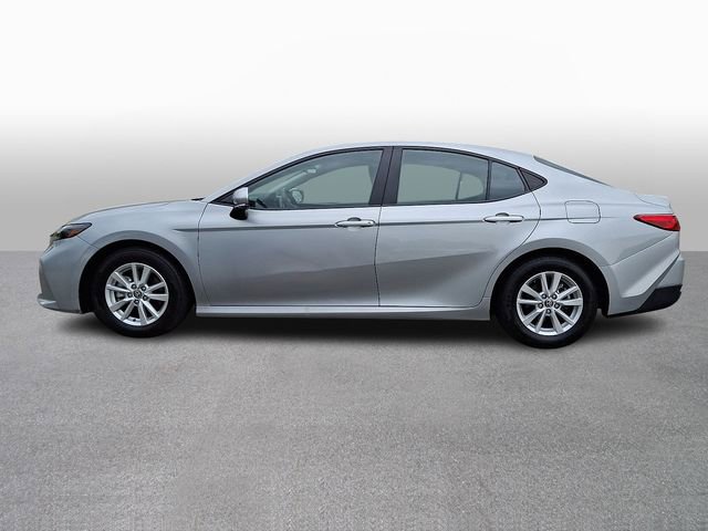 Used 2025 Toyota Camry LE FWD image 7