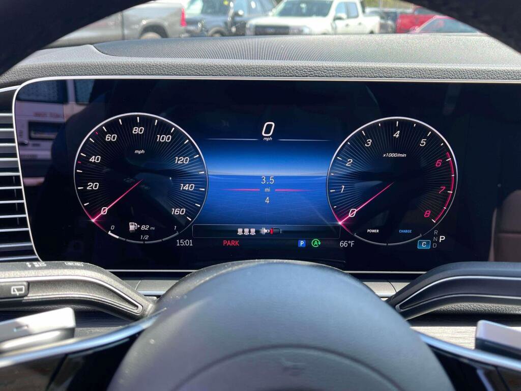 New 2026 Mercedes-Benz GLE 450 4MATIC image 3