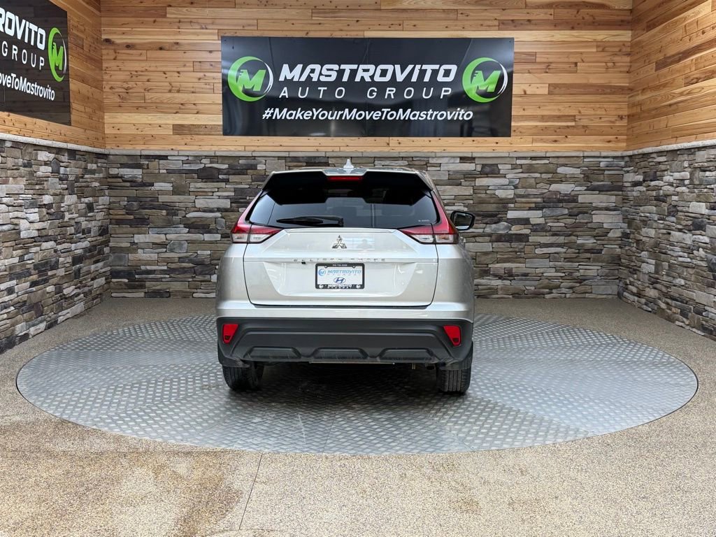 Used 2022 Mitsubishi Eclipse Cross ES image 8