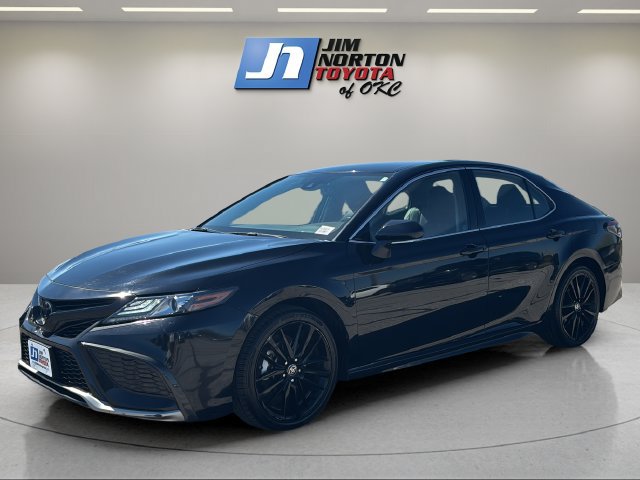 Used 2024 Toyota Camry XSE FWD image 1