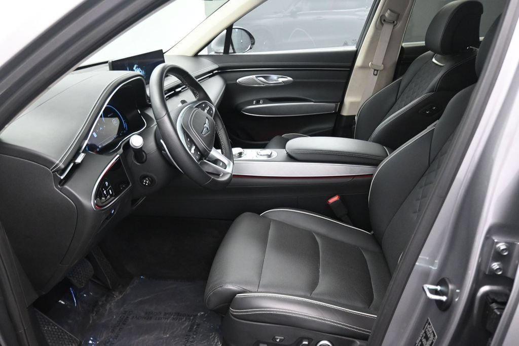 Used 2025 Genesis Electrified GV70 w/ Prestige Package AWD/4WD image 14