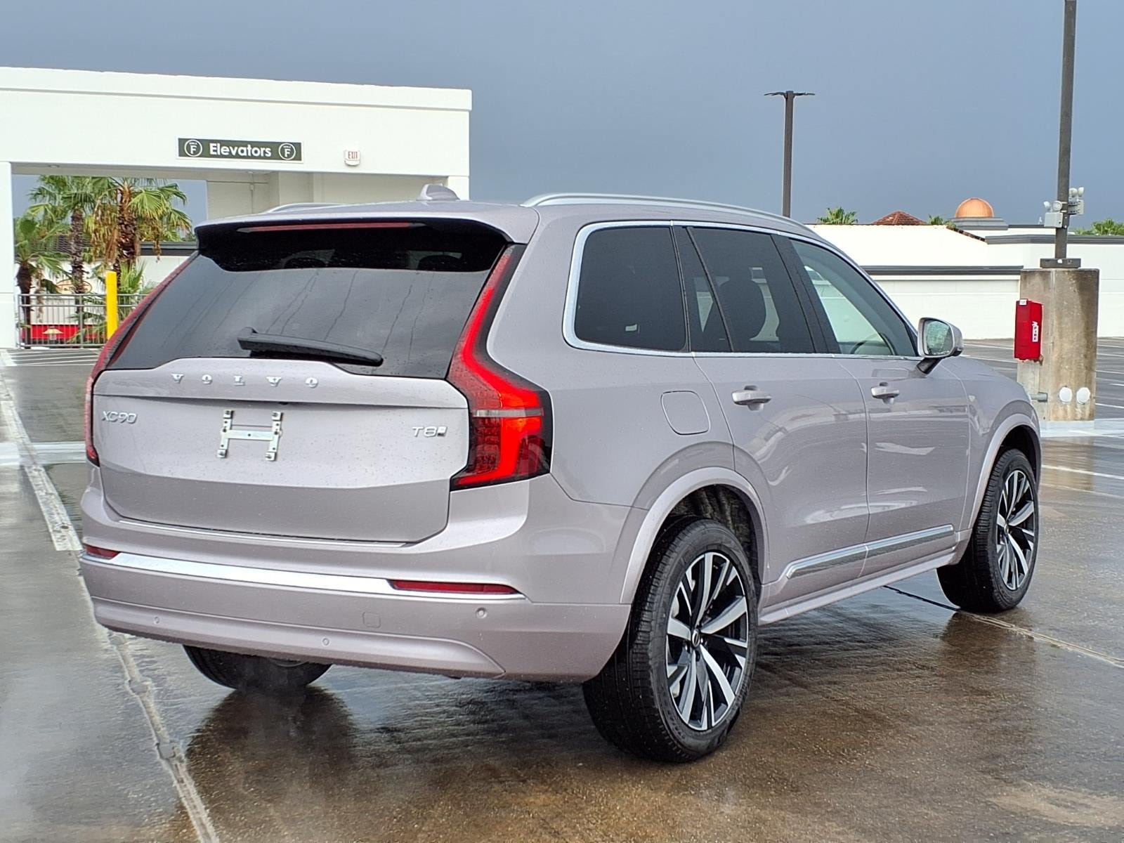 New 2026 Volvo XC90 T8 Core w/ Protection Package Premier AWD/4WD image 7