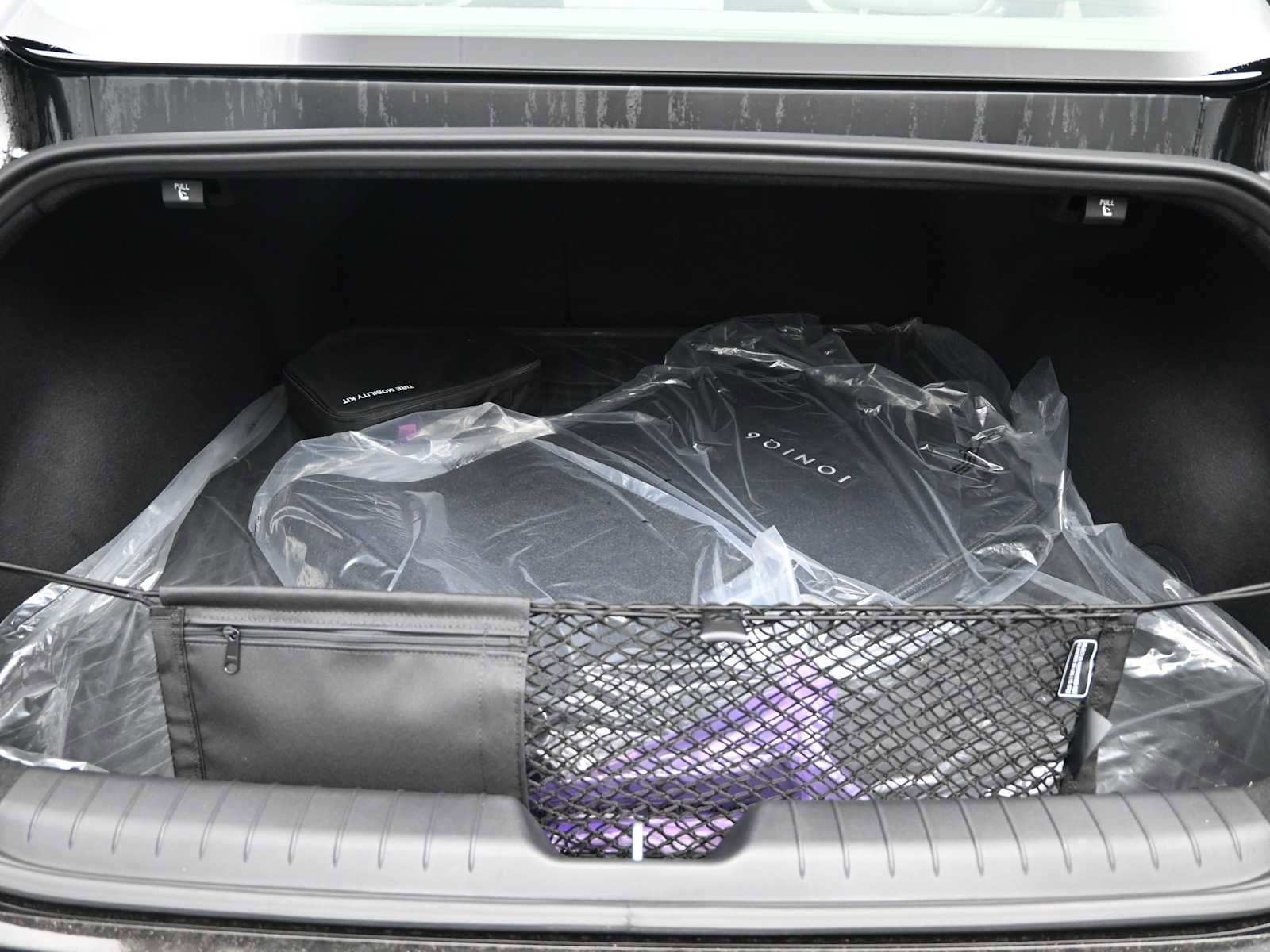 New 2024 Hyundai Ioniq 6 SEL image 13