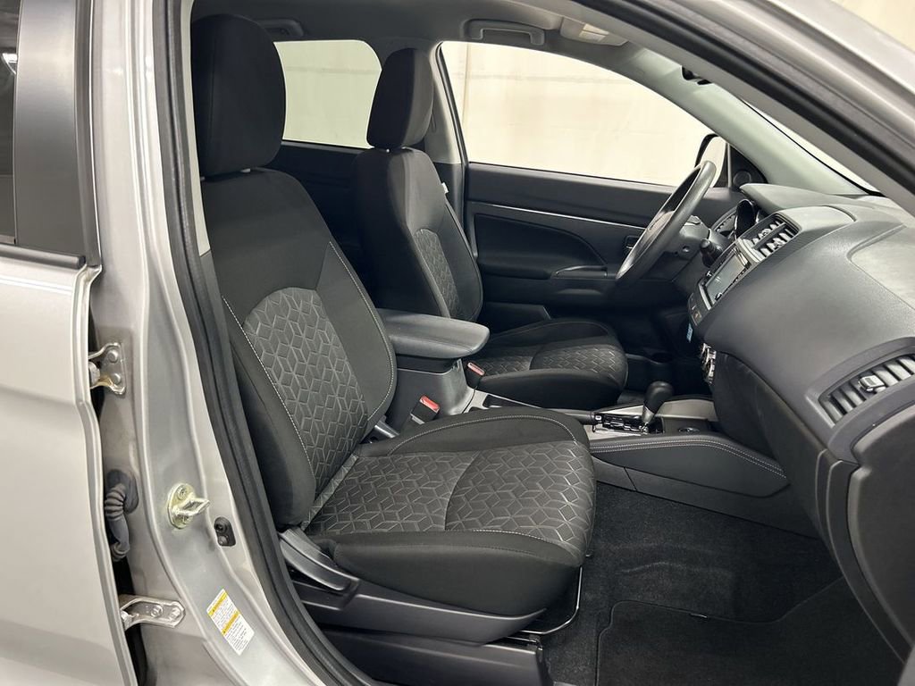 Used 2022 Mitsubishi Outlander Sport ES image 23