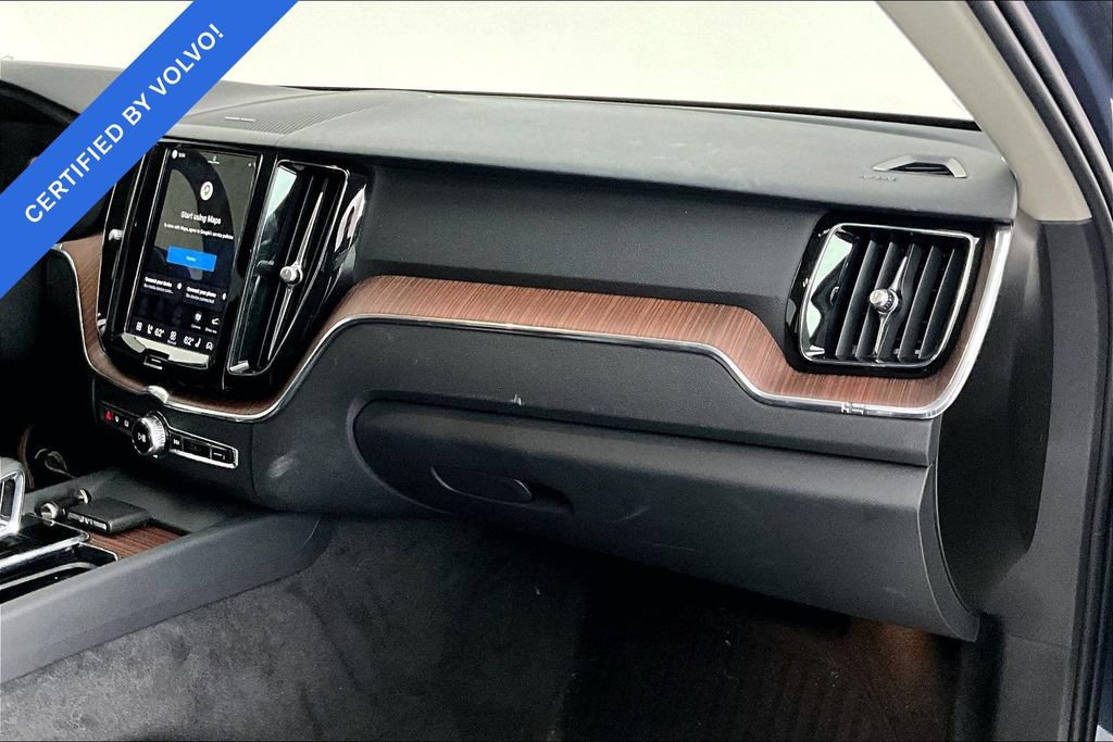 Certified 2024 Volvo XC60 B5 Plus w/ Protection Package Premier AWD/4WD image 19