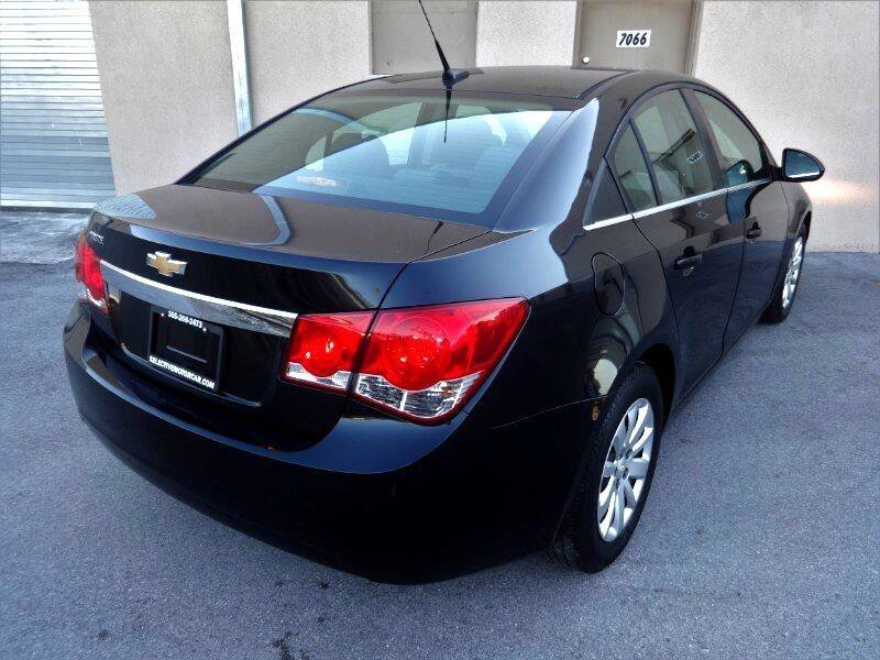 Used 2011 Chevrolet Cruze LS w/ Connectivity Package FWD image 23