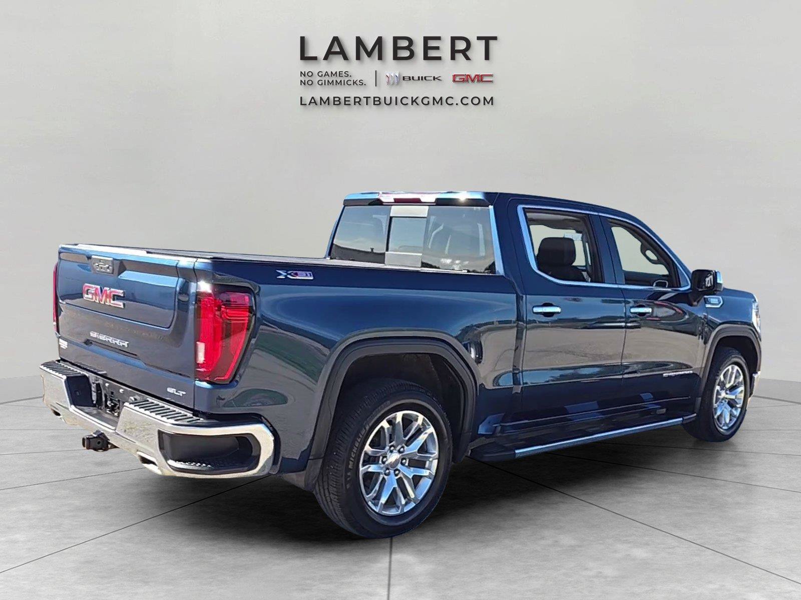 Used 2022 GMC Sierra 1500 SLT AWD/4WD image 5