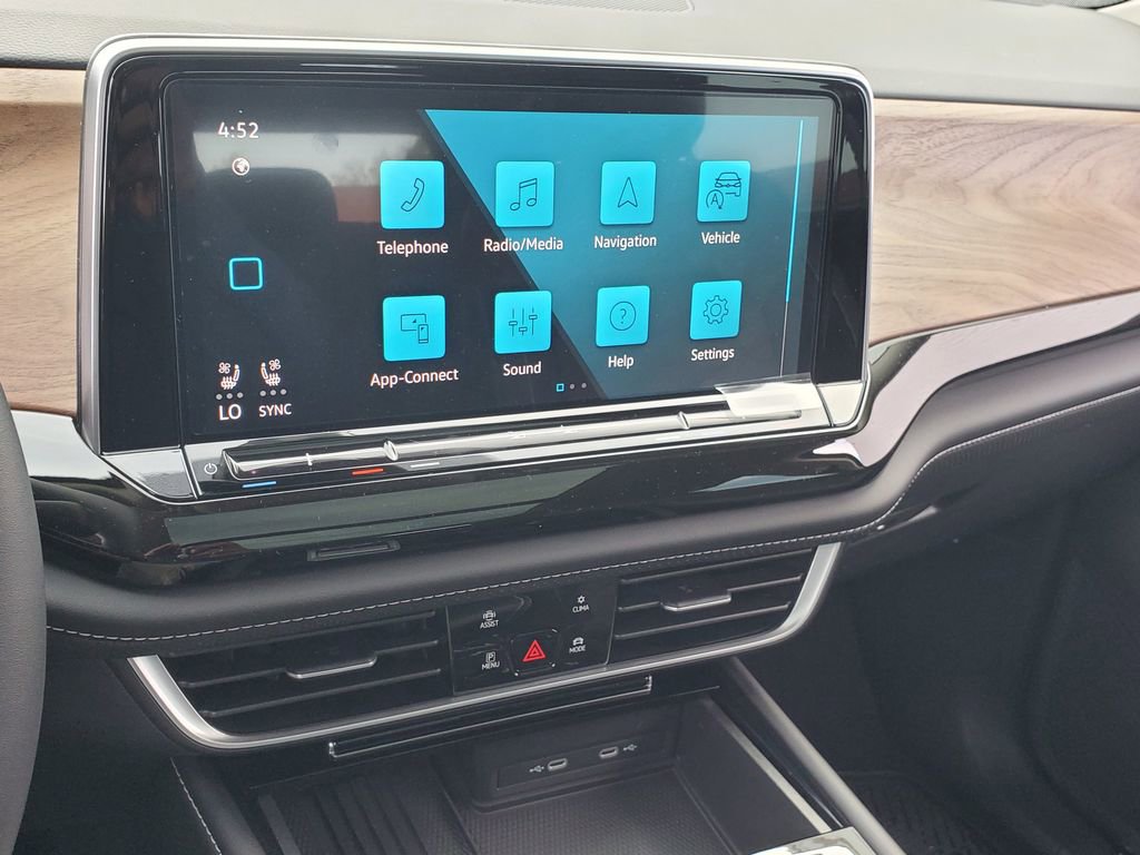 New 2026 Volkswagen Atlas SE FWD image 26