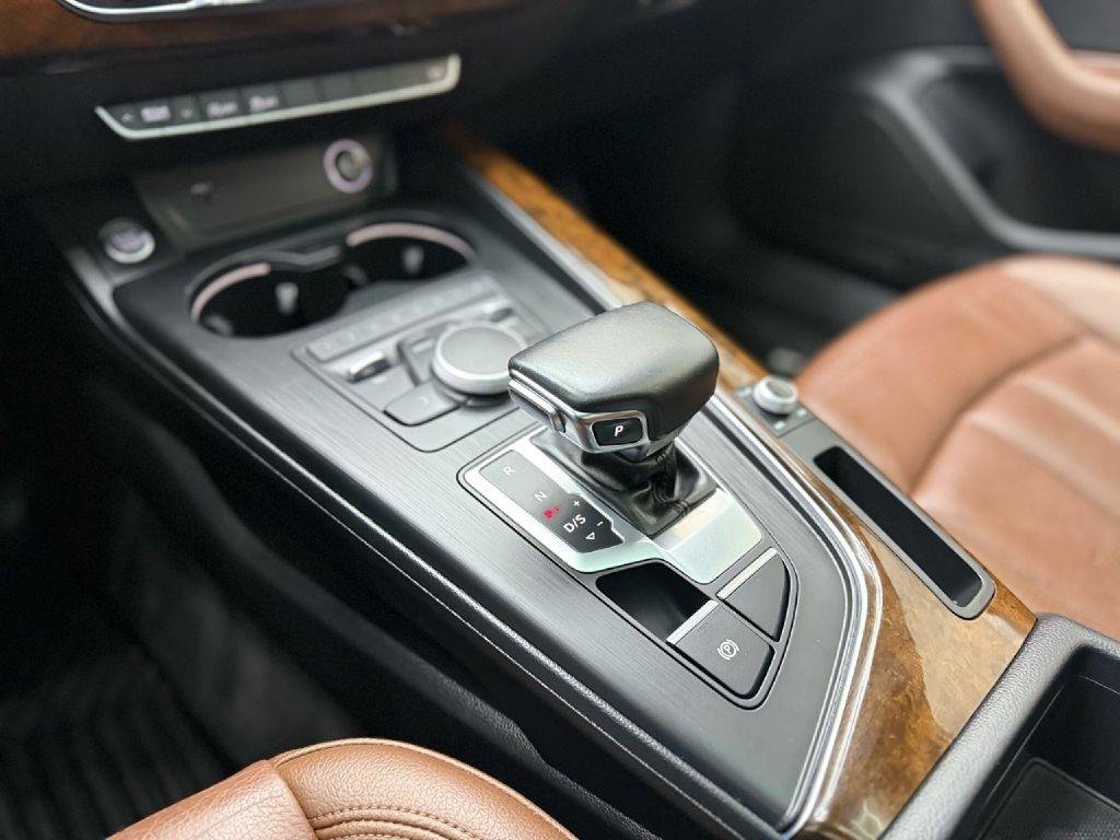 Used 2019 Audi A4 2.0T Premium w/ Convenience Package AWD/4WD image 21