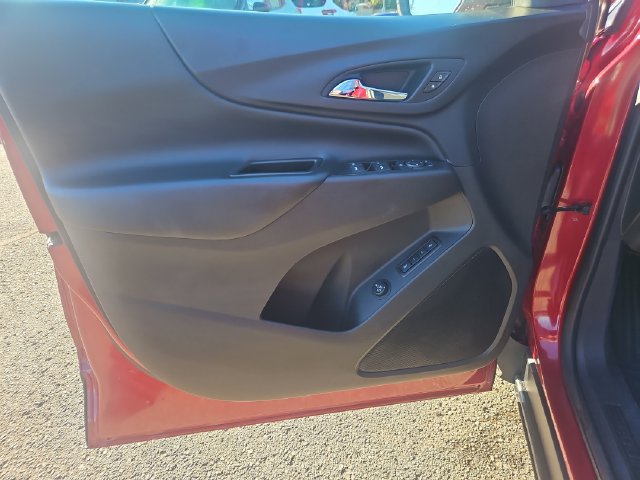 Used 2021 Chevrolet Equinox LT FWD image 11