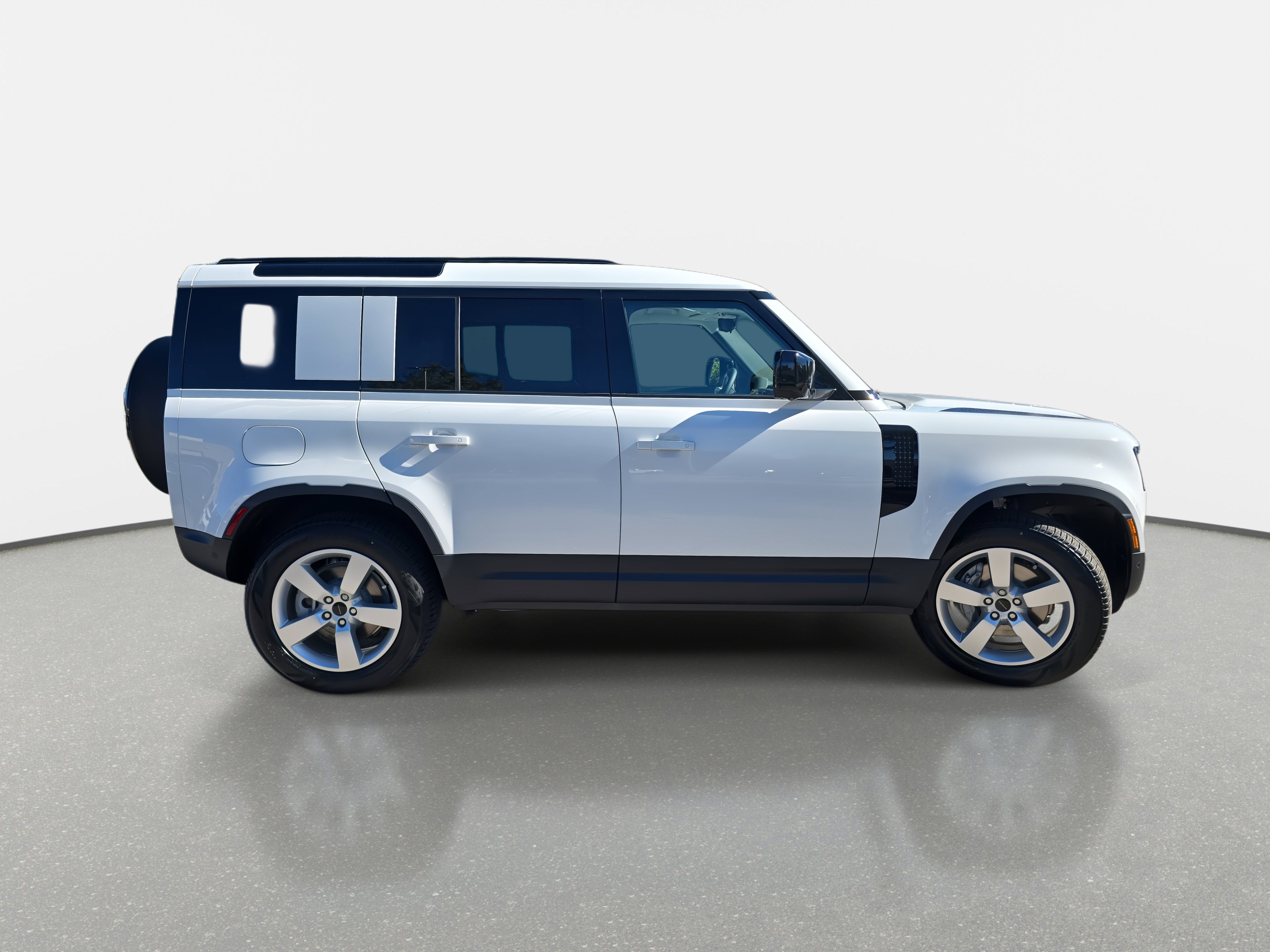 New 2026 Land Rover Defender 110 S image 4
