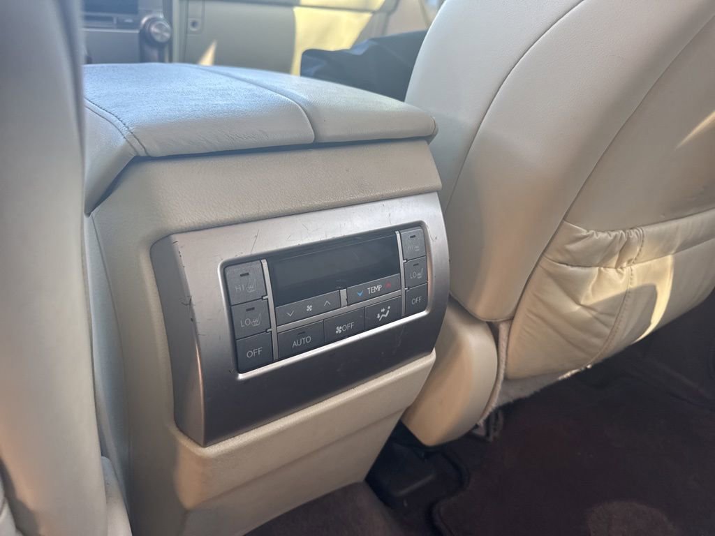 Used 2013 Lexus GX 460 Premium image 14