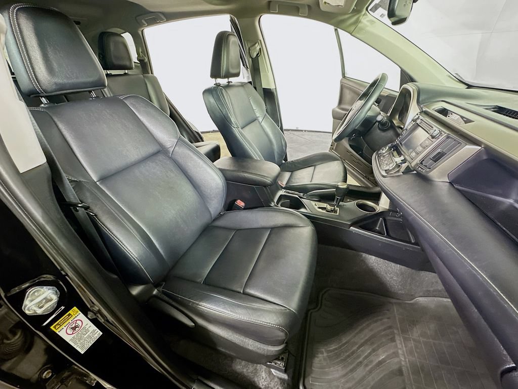 Used 2015 Toyota RAV4 Limited FWD image 12