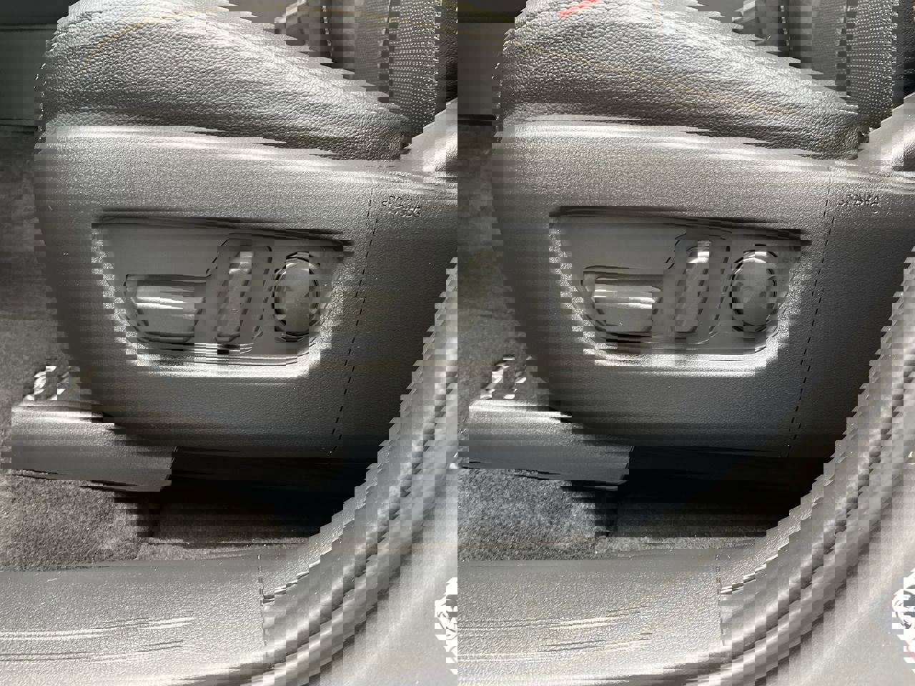 Certified 2024 MAZDA CX-90 3.3 Turbo w/ Preferred Plus image 11