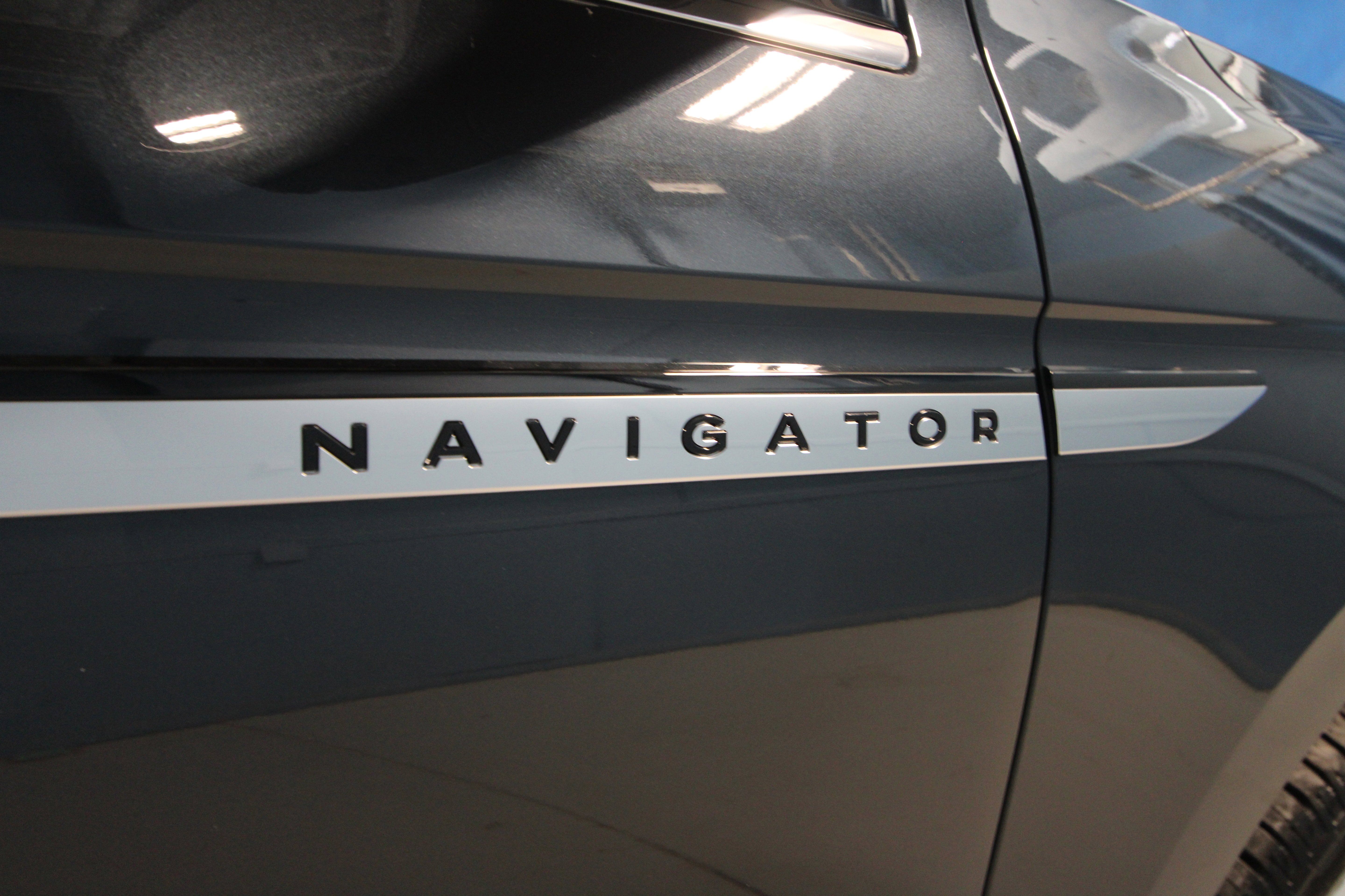New 2025 Lincoln Navigator L Reserve image 41