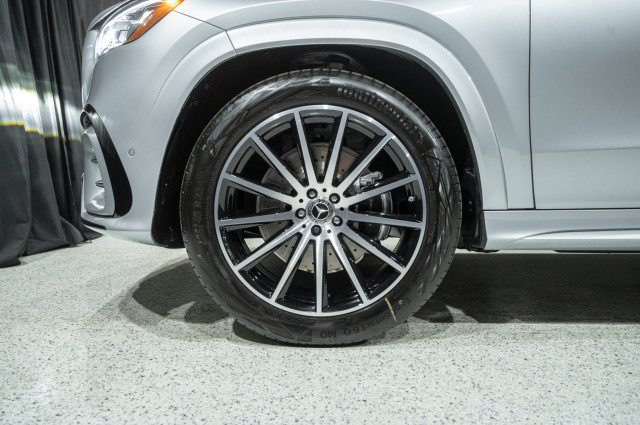 New 2026 Mercedes-Benz GLS 450 4MATIC image 6