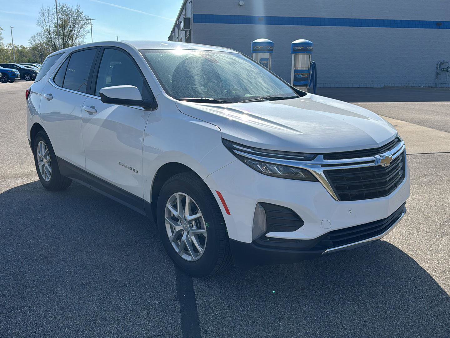 Used 2023 Chevrolet Equinox LT FWD image 7