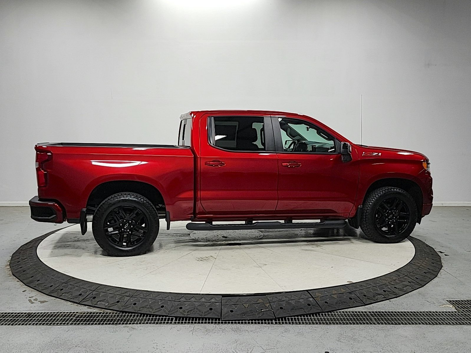 Used 2022 Chevrolet Silverado 1500 RST w/ Convenience Package II AWD/4WD image 8