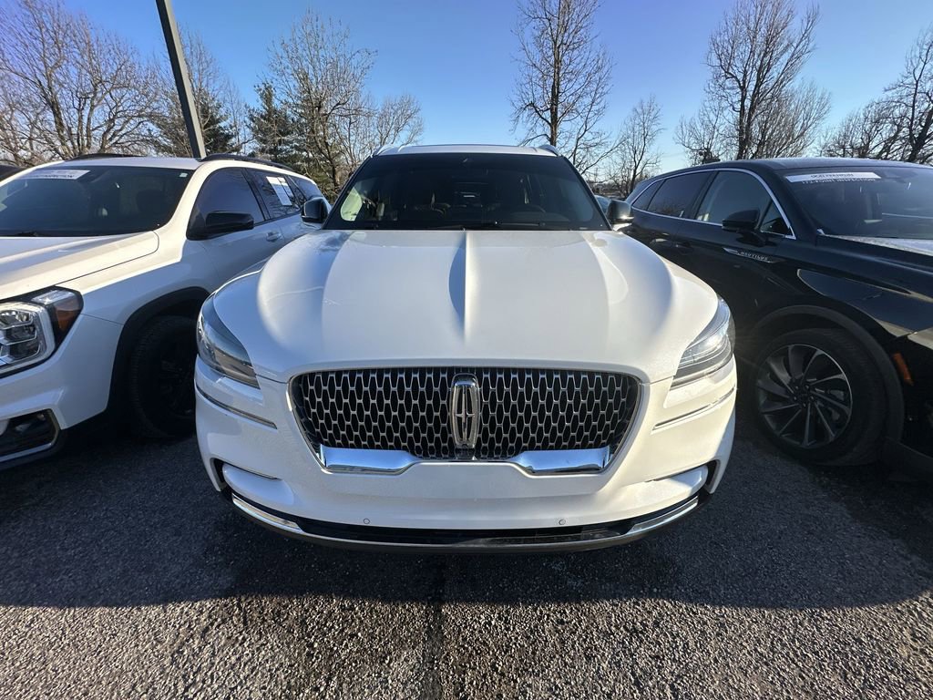 Used 2022 Lincoln Aviator Reserve w/ Elements Package Plus image 28