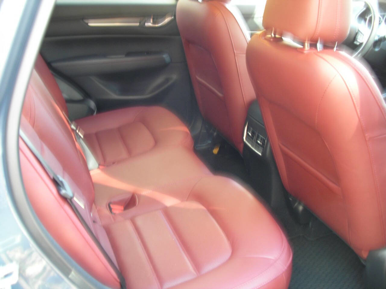 Used 2023 MAZDA CX-5 Carbon Edition image 8