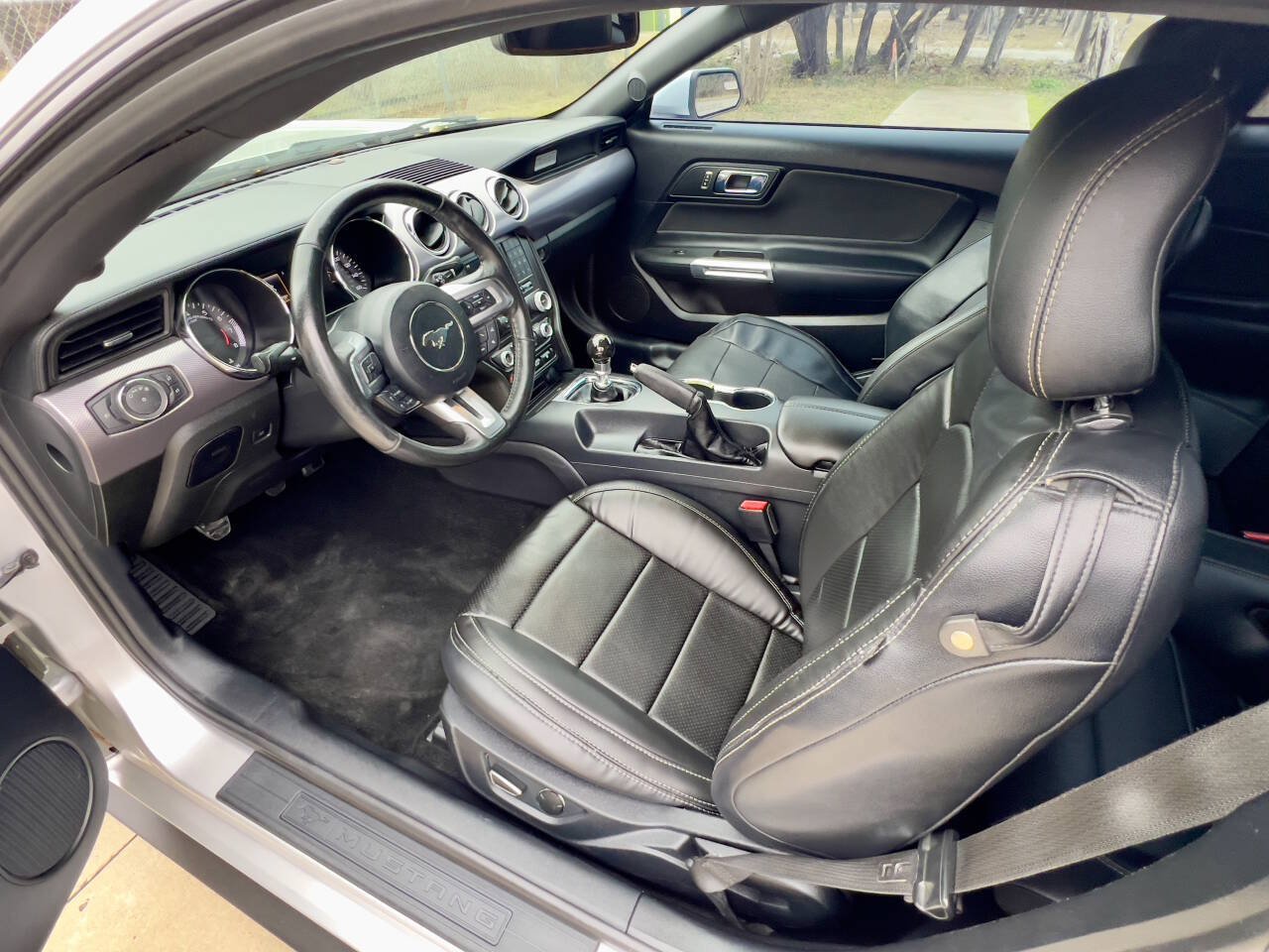 Used 2016 Ford Mustang GT RWD image 22