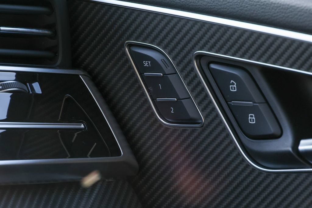 Used 2021 Audi RS Q8 w/ Black Optic Package AWD/4WD image 15