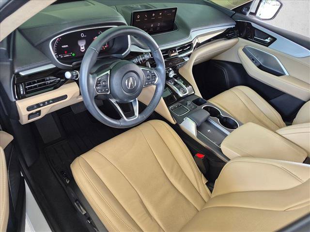 Certified 2023 Acura MDX FWD w/ Technology Package image 9