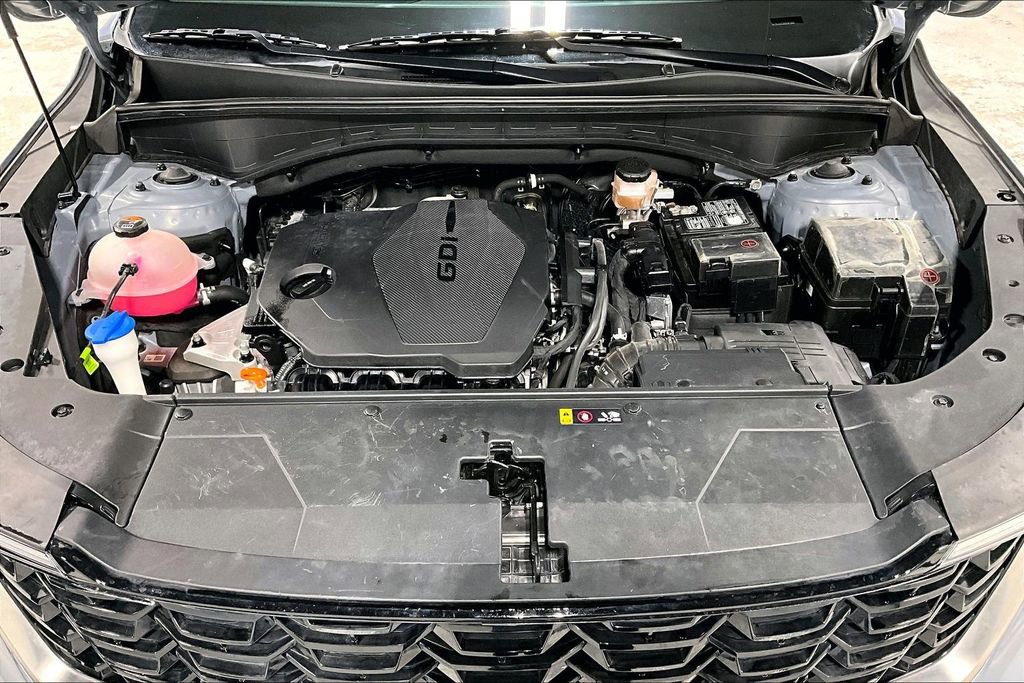 Used 2024 Kia Sorento S image 12