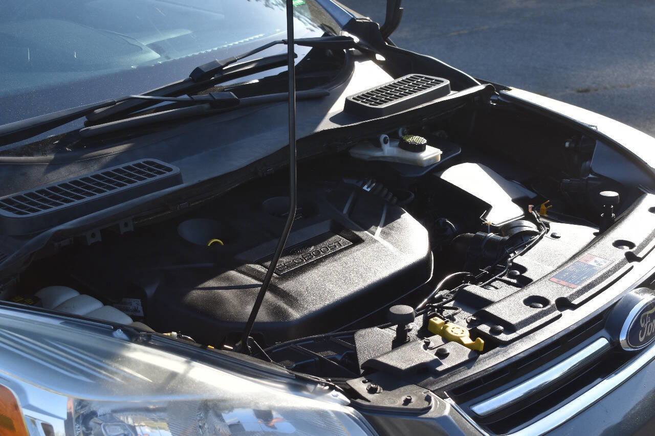 Used 2016 Ford Escape Titanium image 35