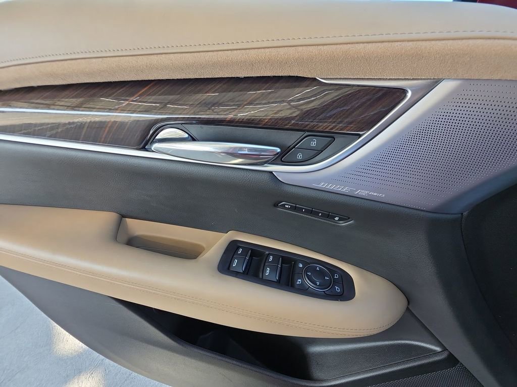 Certified 2025 Cadillac XT6 Sport w/ Platinum Package image 24
