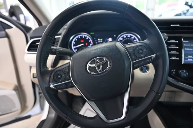 Used 2018 Toyota Camry XLE FWD image 21
