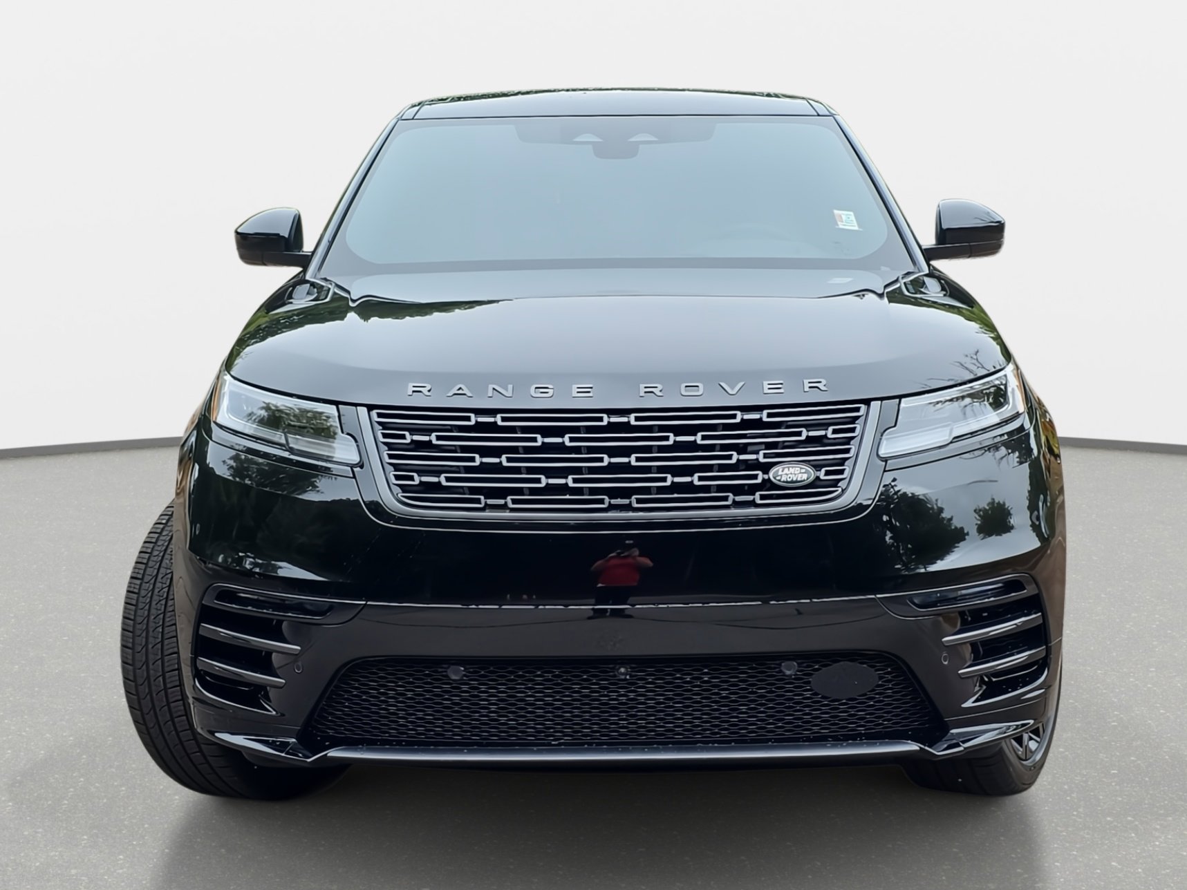 New 2026 Land Rover Range Rover Velar Dynamic SE video 2