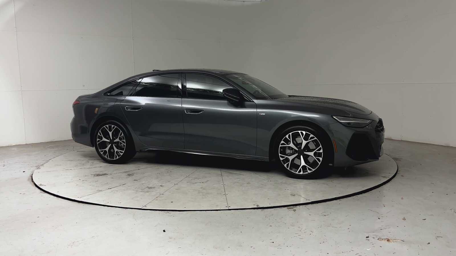 Used 2026 Audi A6 Premium Plus AWD/4WD image 3