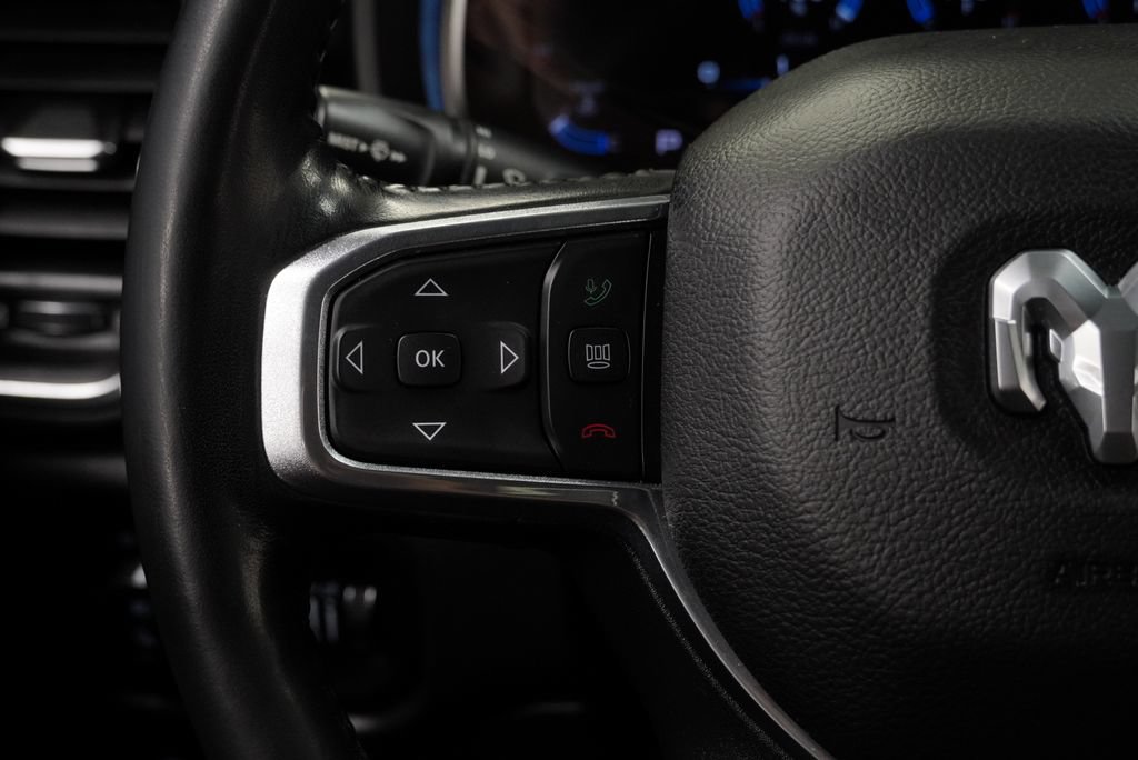 Used 2023 RAM 1500 Laramie AWD/4WD image 32
