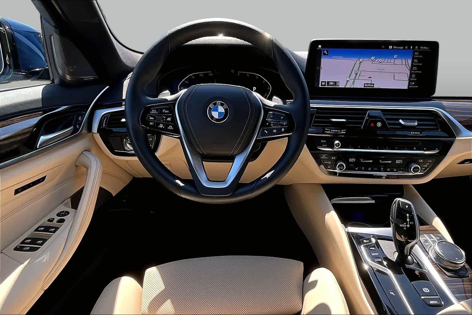 Used 2023 BMW 530i w/ Premium Package RWD image 6