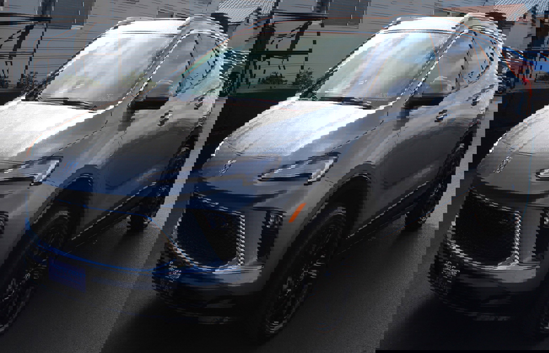 Used 2024 Buick Encore GX Sport Touring image 2