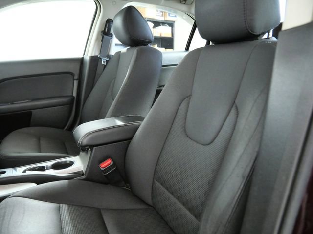 Used 2012 Ford Fusion SE FWD image 16