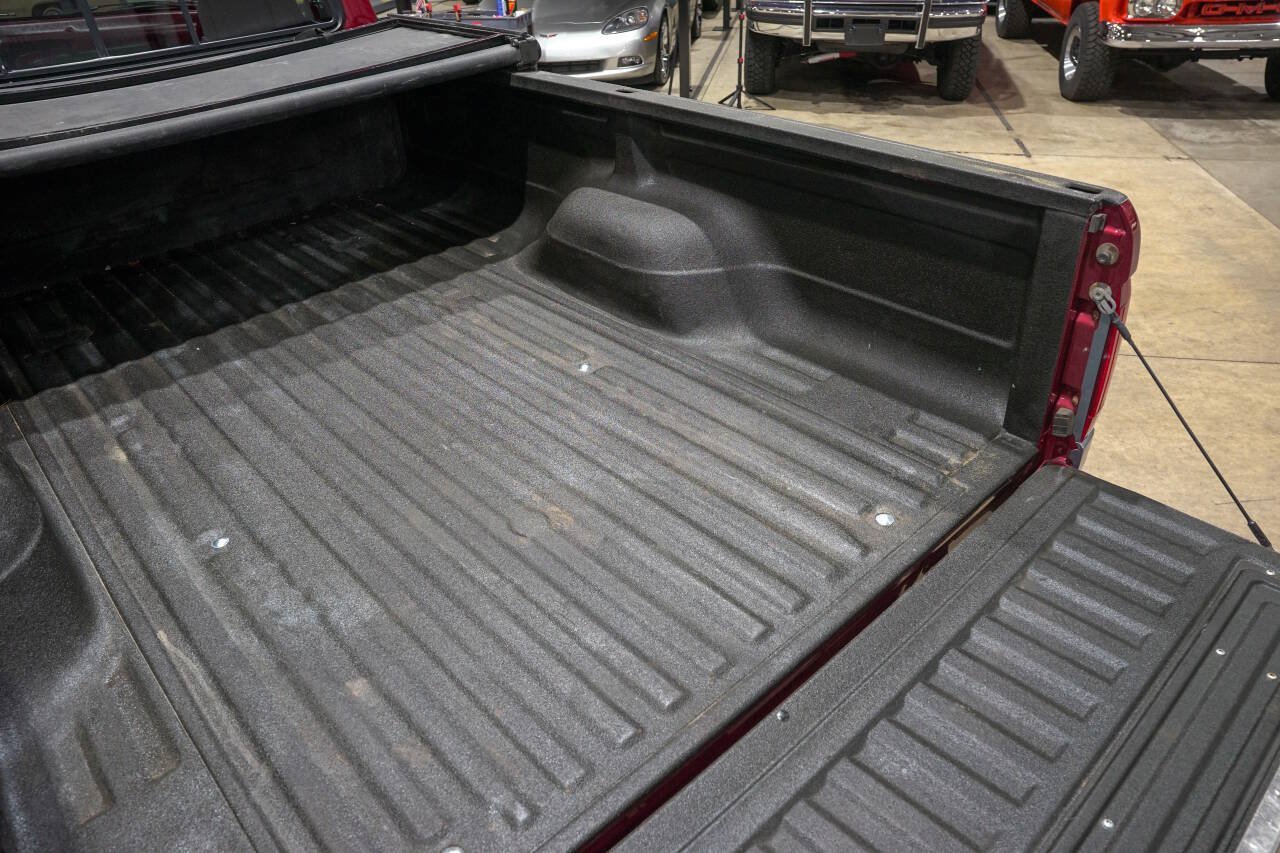 Used 1997 Ford F250 2WD Regular Cab Heavy Duty image 40